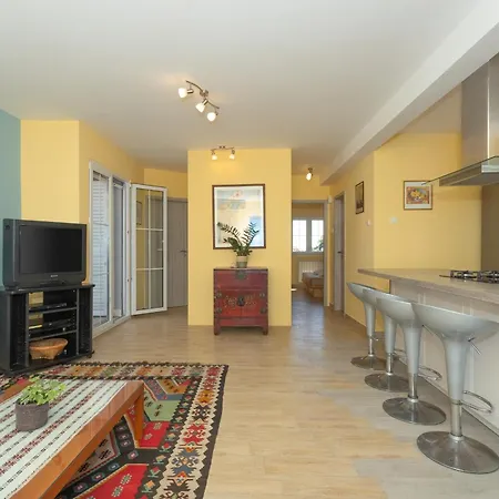 Bed & Breakfast Pansion Pirat 3*