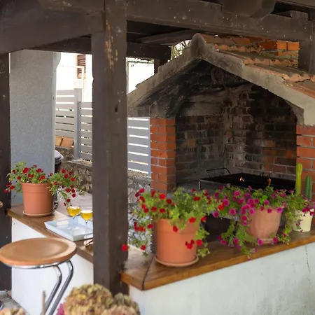 Pansion Pirat Bed & Breakfast