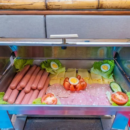 Pansion Pirat 3* Petrčane