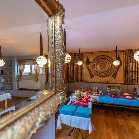 Pansion Pirat Bed & Breakfast