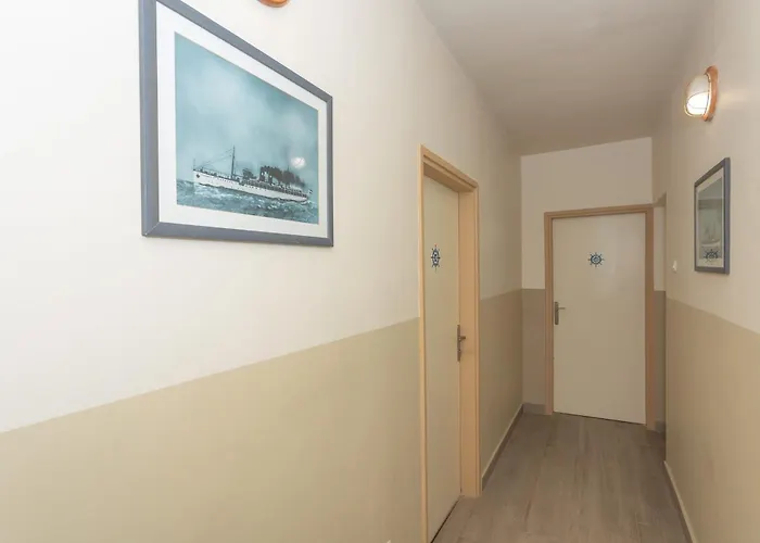 Pansion Pirat Петрчане