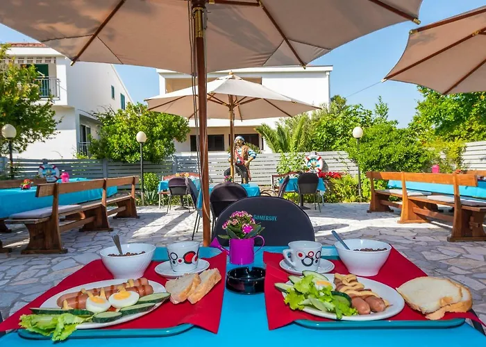 Pansion Pirat Vendégház Petrčane