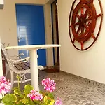 Pansion Pirat بيت ضيافة
