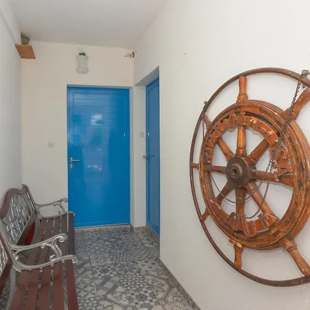 Pansion Pirat 3* Petrčane