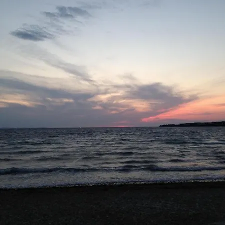 Pansion Pirat בית הארחה פטרצ'אנה