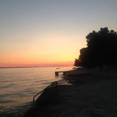 בית הארחה Pansion Pirat 3*